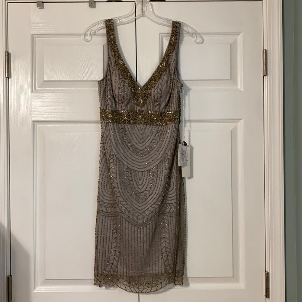 NWT beautiful Sue Wong beaded dress size 4